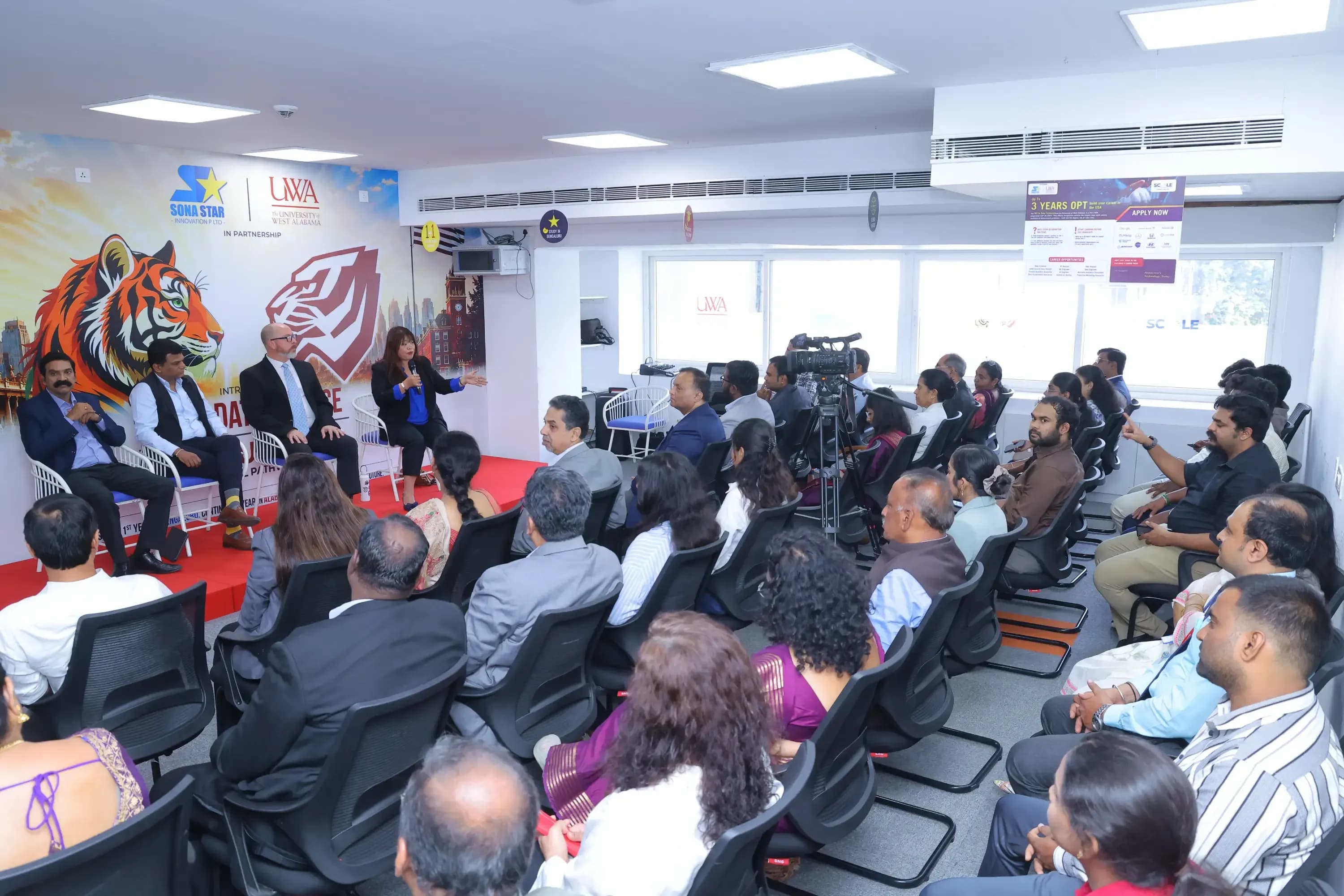 0X9A5565.webp